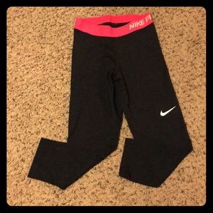 Nike Pro Capri leggings (2 pairs available)